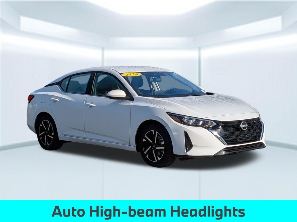 Used 2024 White Nissan SV image 10