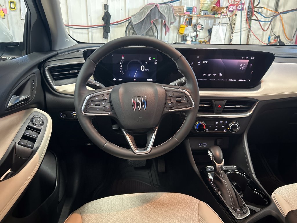 Used 2024 Summit White Buick Preferred image 17