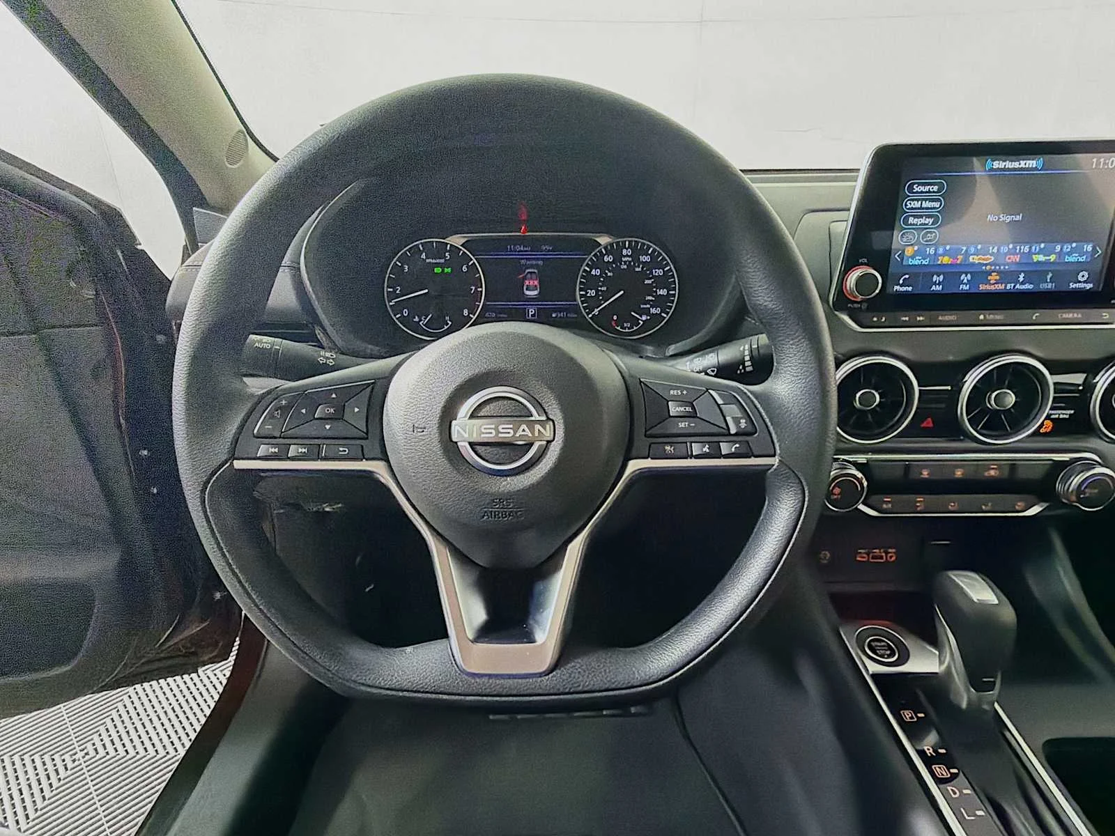 Used 2025 Rosewood Metallic Nissan SV image 9