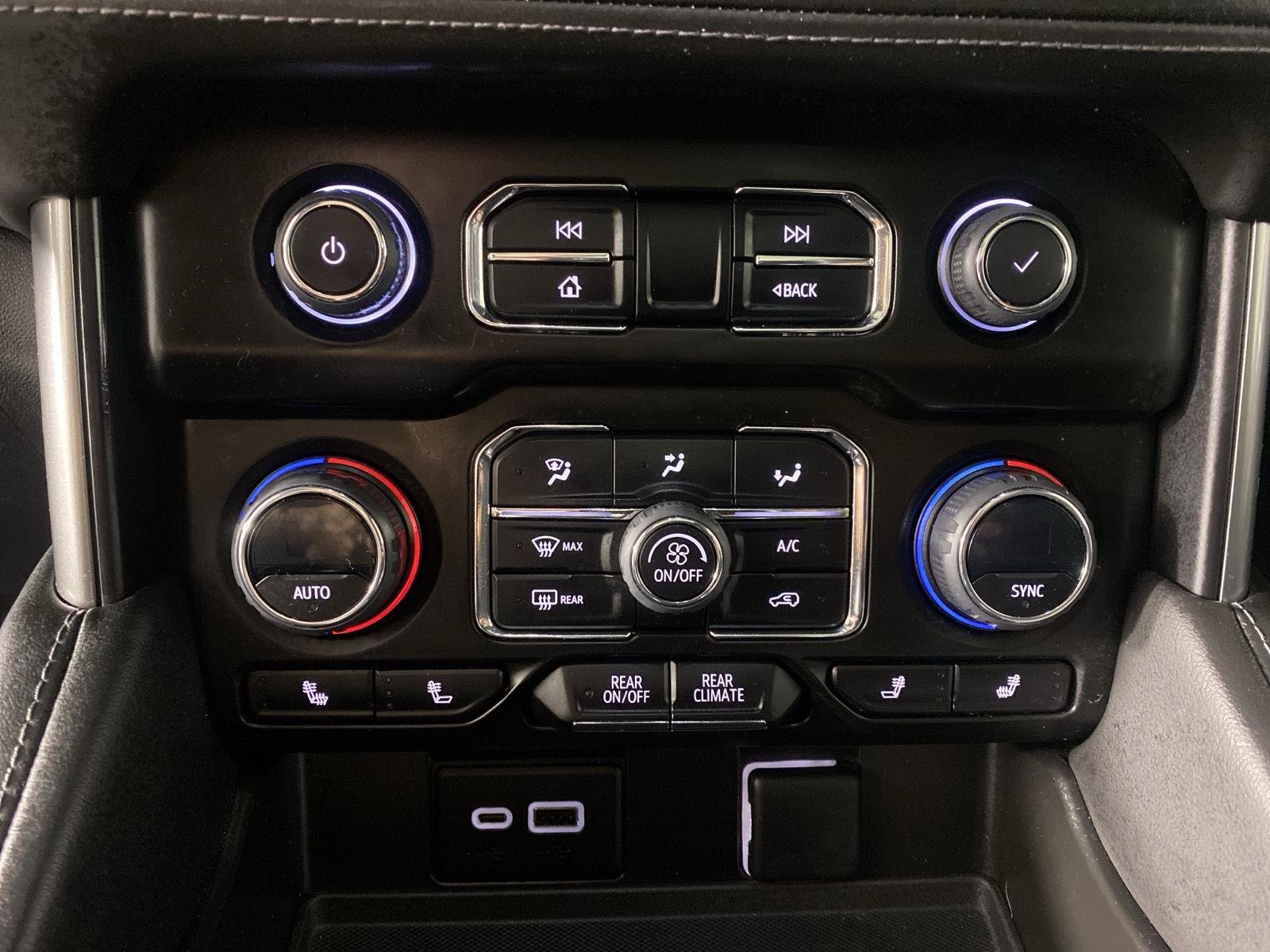 Used 2023 Summit White Chevrolet Z71 image 20
