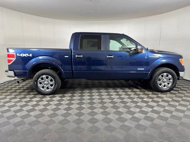 Used 2014 Blue Ford Lariat image 2