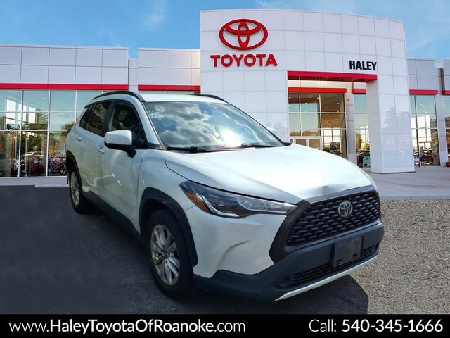2022 Toyota Corolla Cross LE