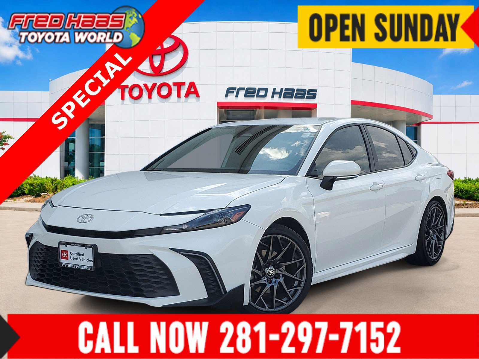 Certified Used 2025 White Toyota XLE image 1