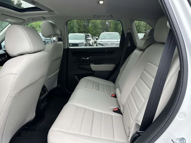 Certified Used 2024 Platinum White Pearl Honda EX-L image 11
