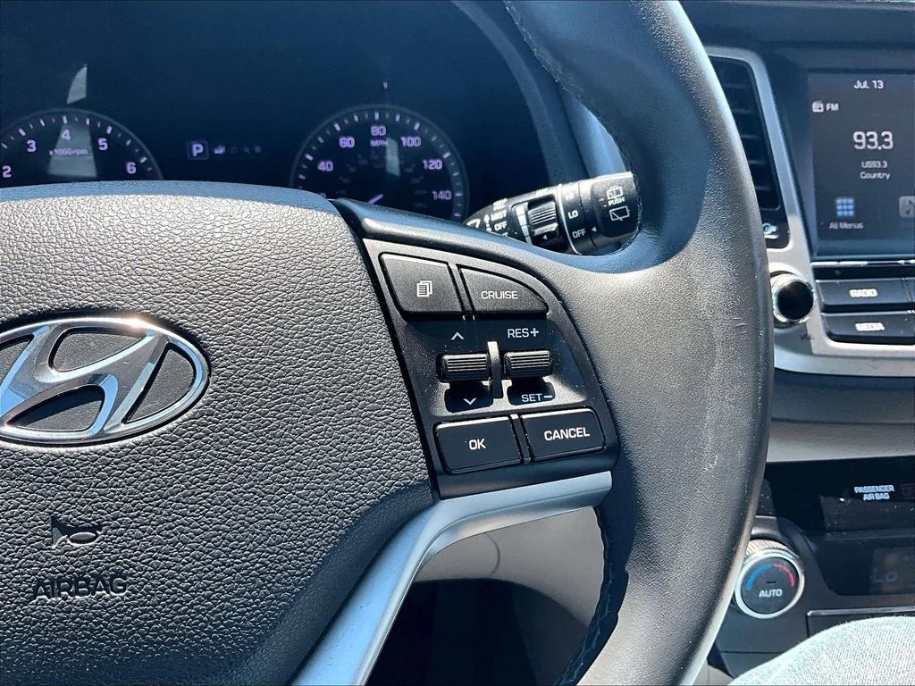 Used 2018 Blue Hyundai Value image 20