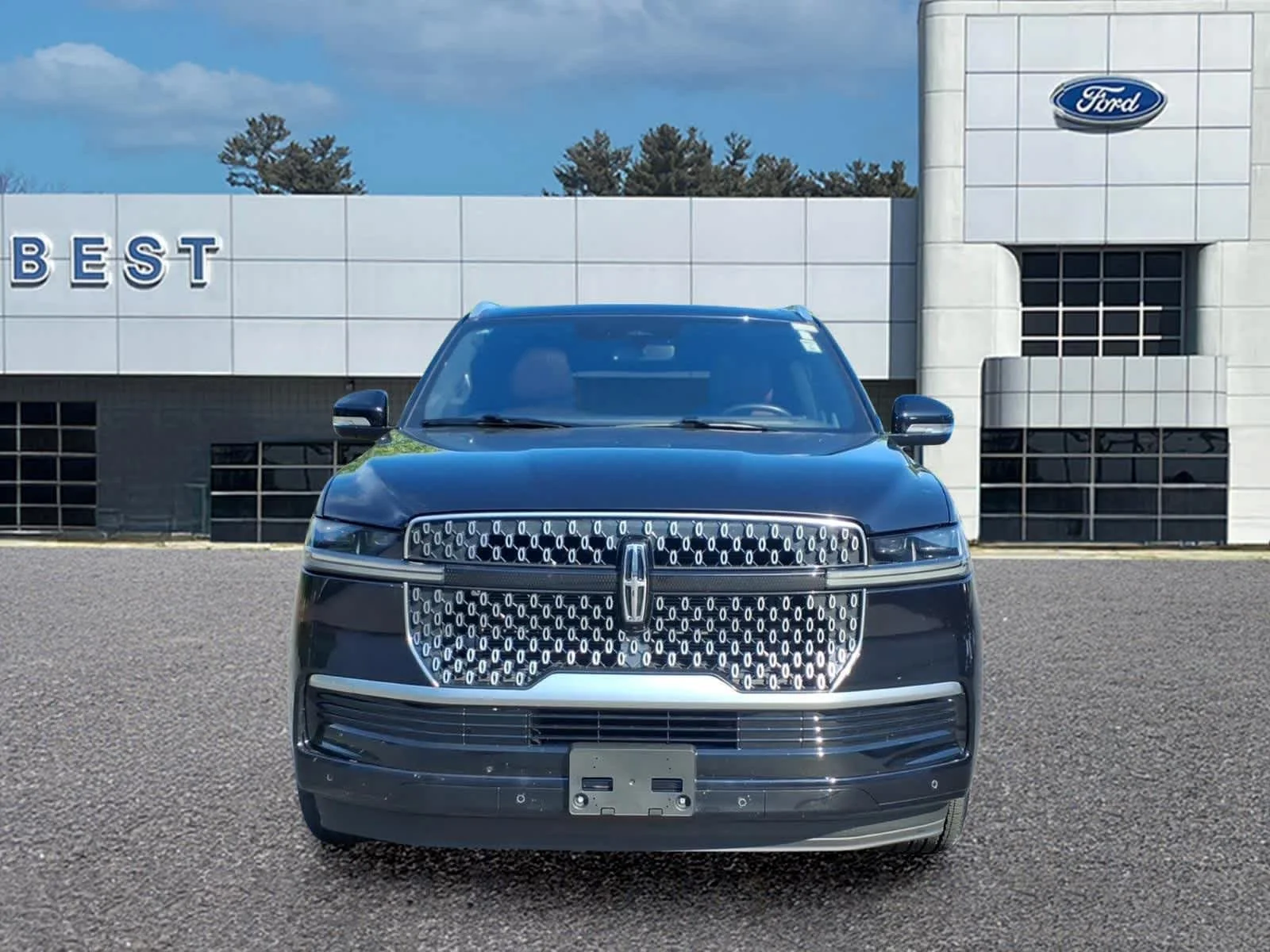 Used 2025 Infinite Black Metallic Lincoln Reserve image 10