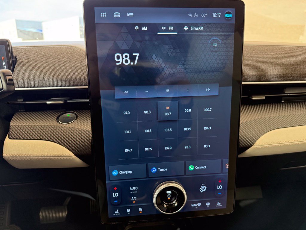 Used 2023 Vapor Blue Ford Premium image 47