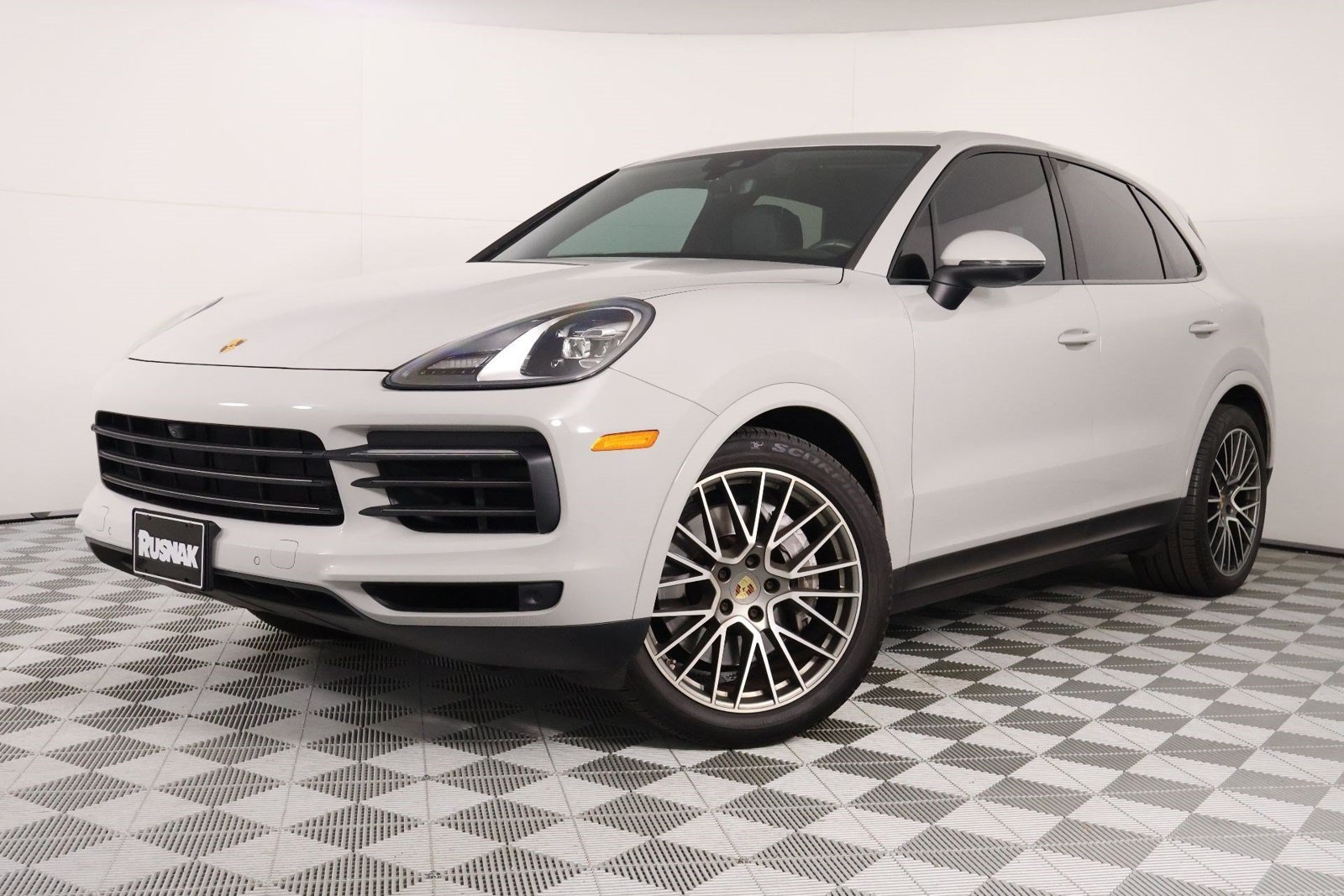 2023 Porsche Cayenne