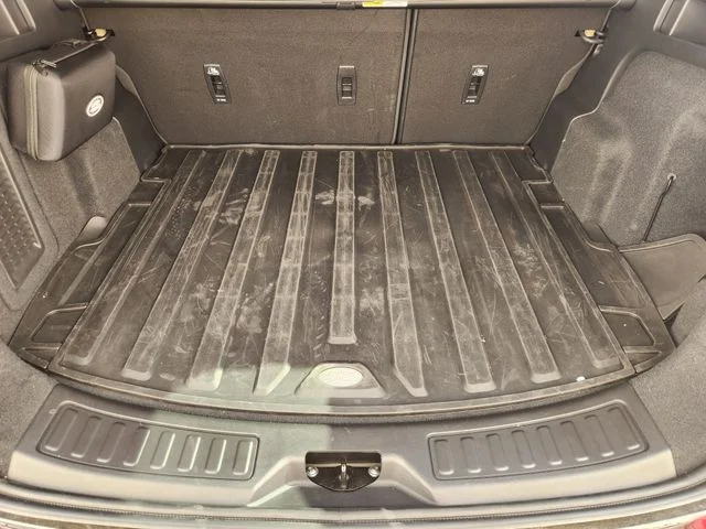 Certified Used 2025 Gray Land Rover S image 30