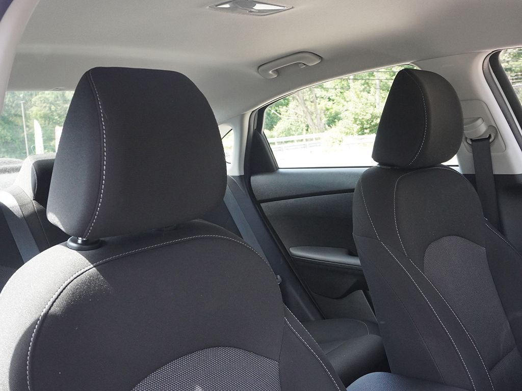 Used 2024 White Kia LXS image 29