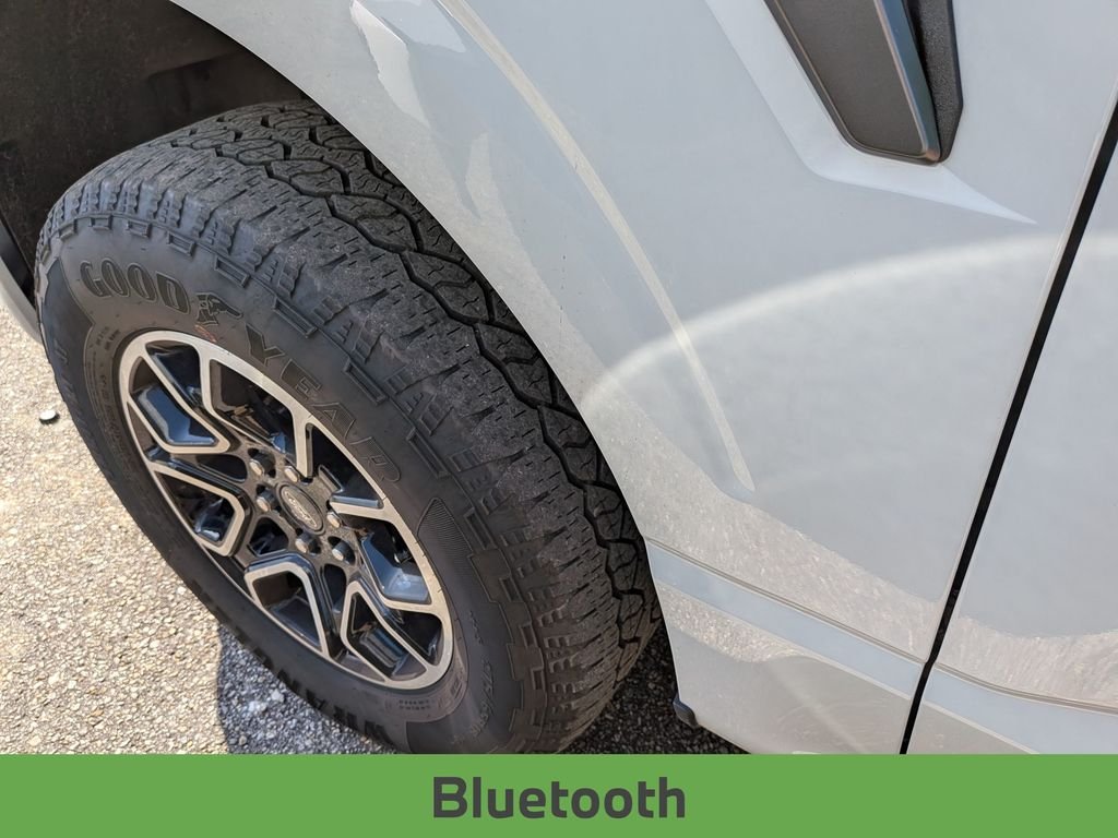 Used 2023 Avalanche Ford XLT image 6