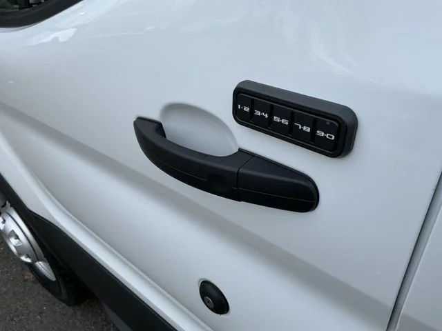 New 2026 Oxford White Ford Base image 12