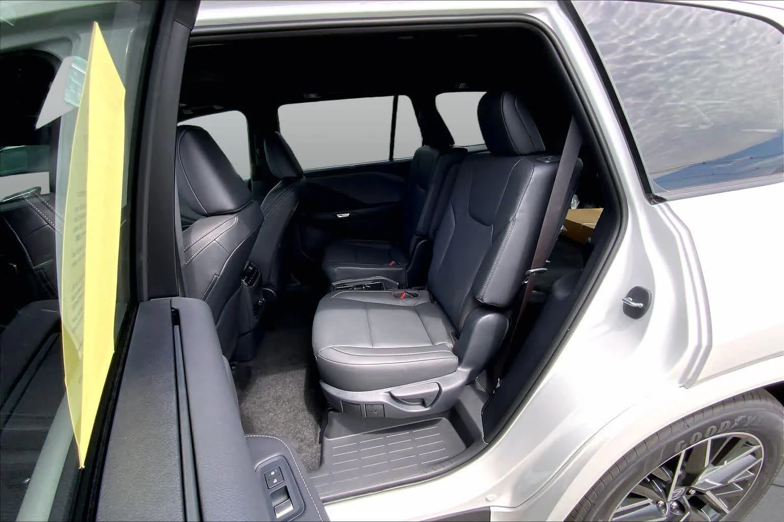 New 2026 Wind Chill Pearl Lexus PREMIUM AWD image 21