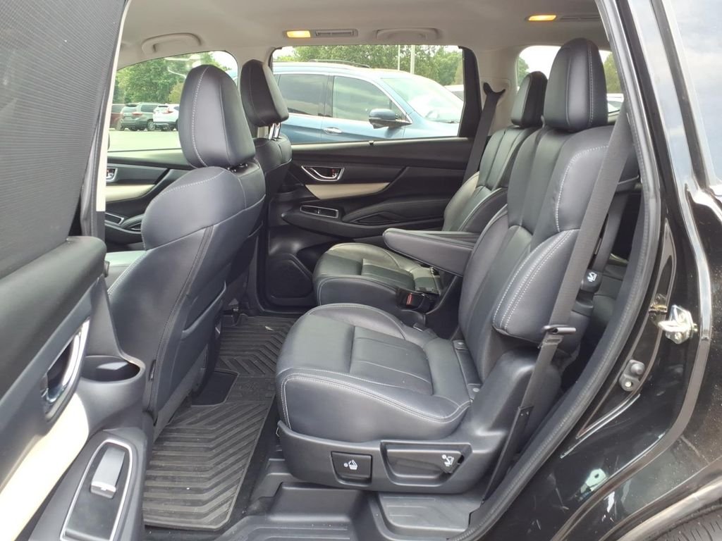 Used 2019 Crystal Black Silica Subaru Limited image 5
