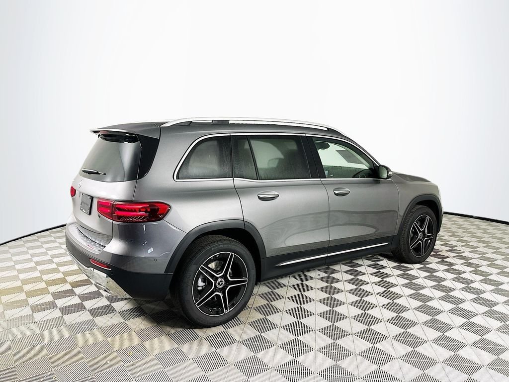Used 2026  Mercedes-Benz GLB 250 image 7