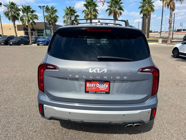 Used 2024 Silver Kia S image 5