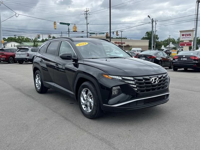 Certified Used 2023 Black Hyundai SEL image 3