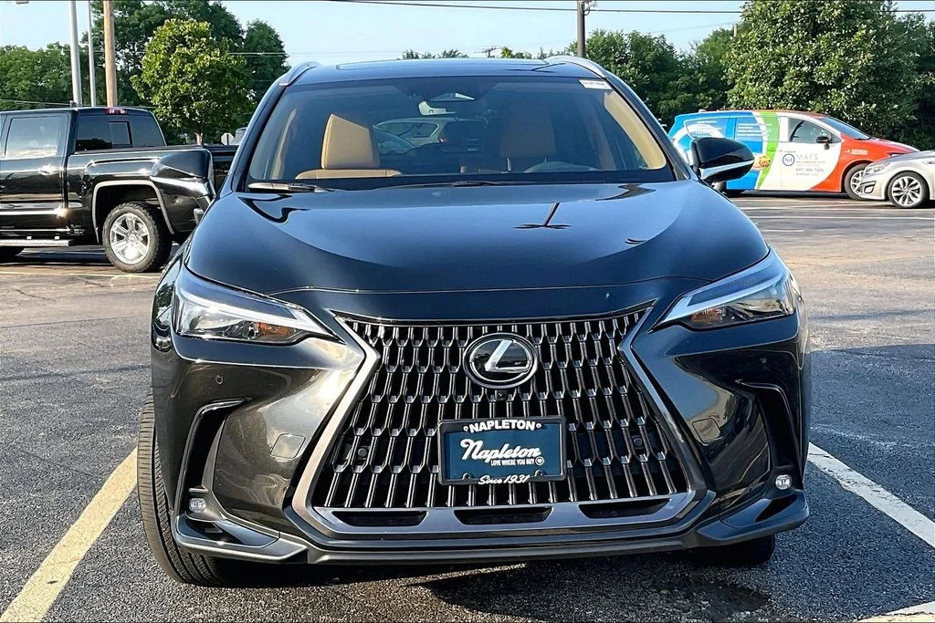 Used 2025 Black Lexus 350 Premium image 2