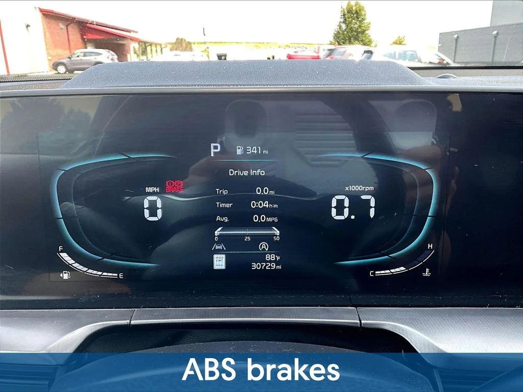 Certified Used 2025 Silver Kia S image 17