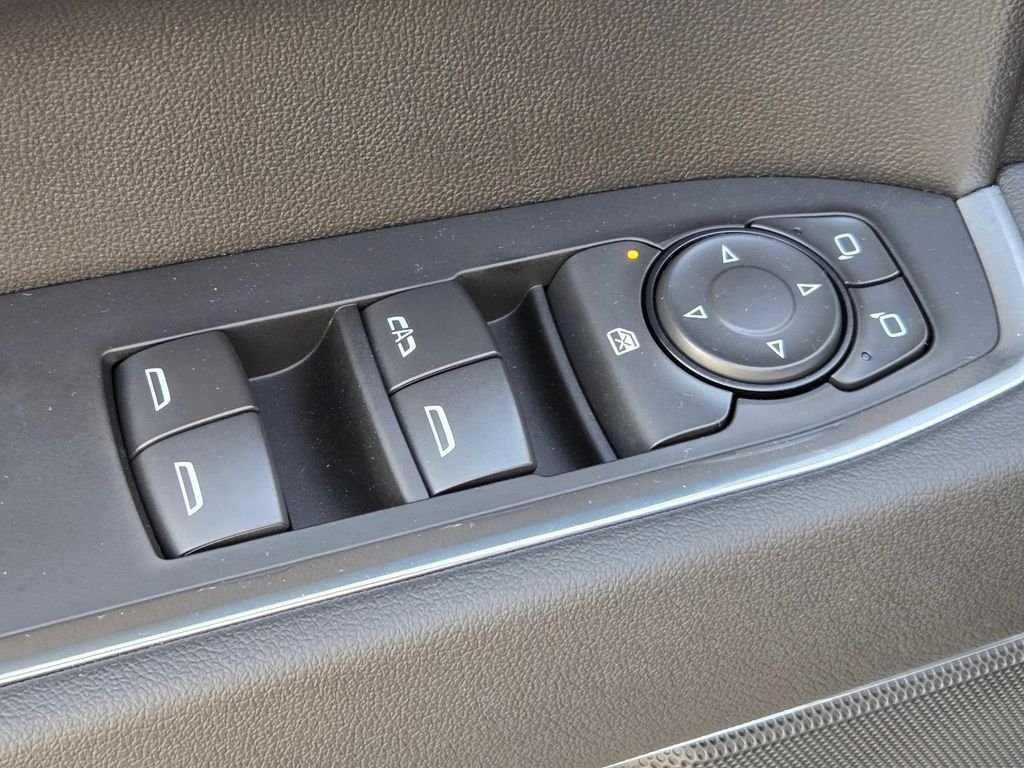 Used 2026 White Chevrolet LT image 13
