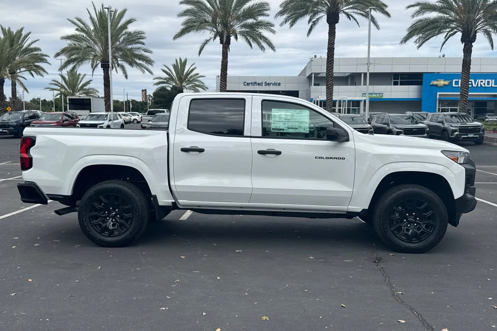 New 2026 Summit White Chevrolet WT image 2