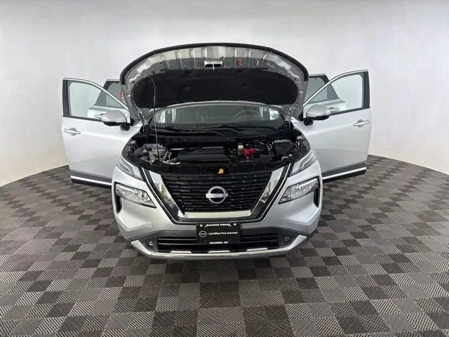 Certified Used 2022 Silver Nissan Platinum image 11