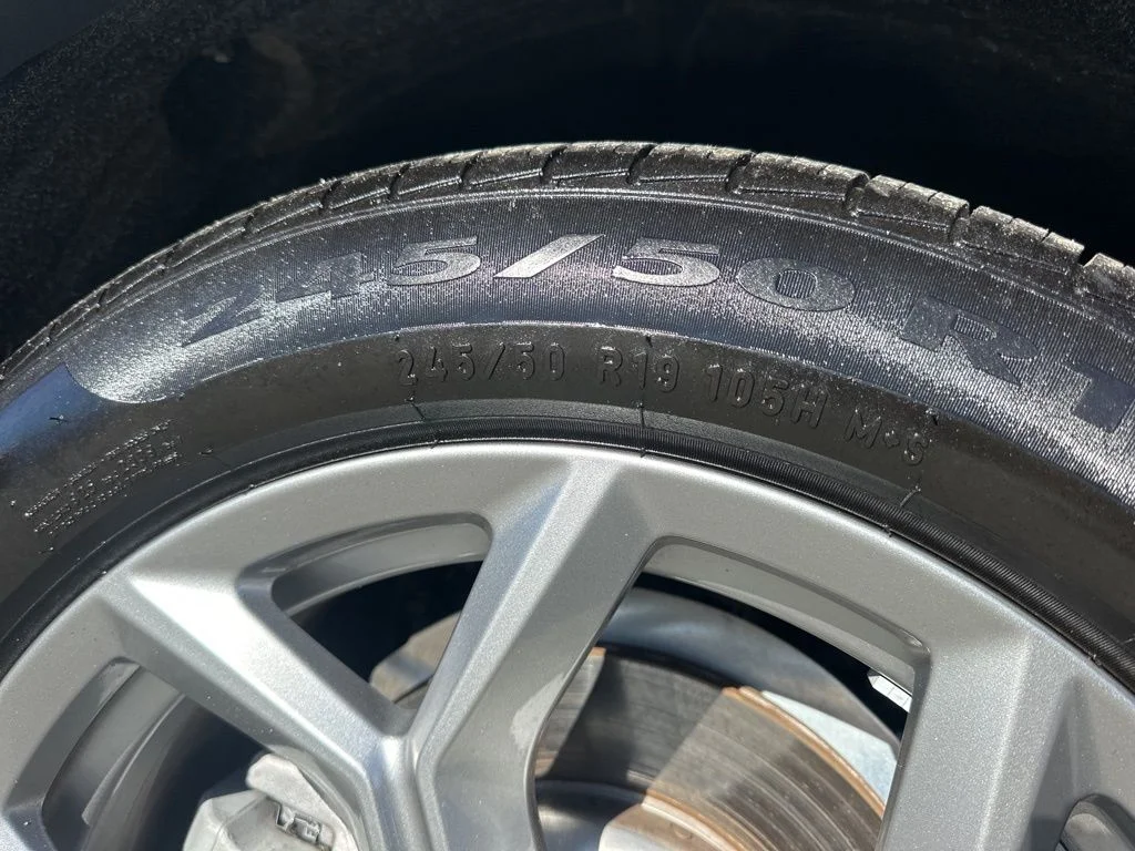 Used 2024 Gray BMW xDrive30i image 34