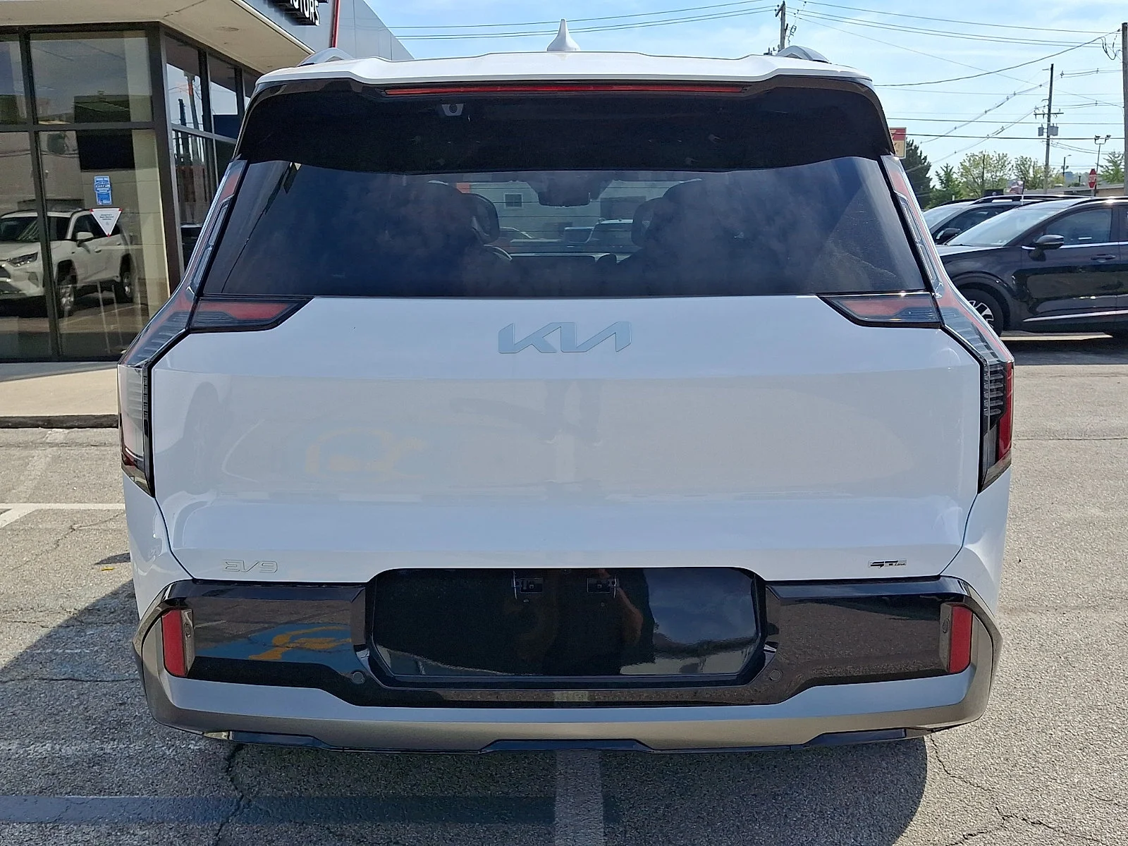 New 2026 White Kia GT-Line image 6