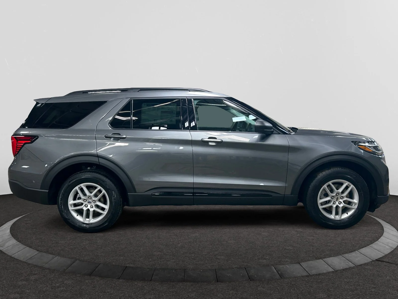 New 2026 Carbonized Grey Metallic Ford Active w/200A Pkg image 6