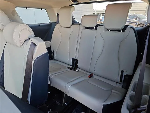 New 2026 Snow White KIA SX Passenger image 9
