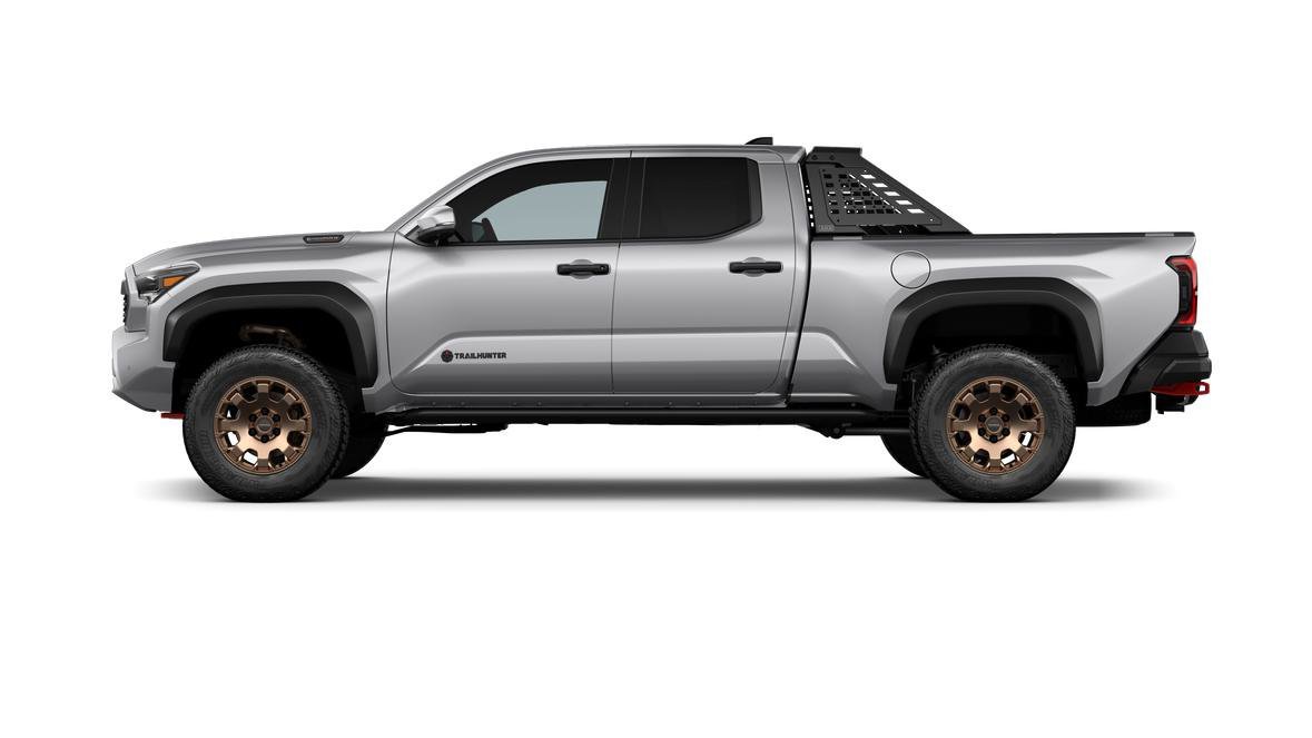 New 2025 Celestial Silver M Toyota Trailhunter image 57