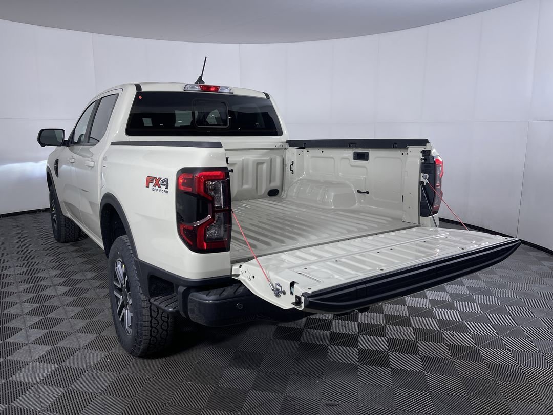 New 2025 Desert Sand Ford Lariat image 26