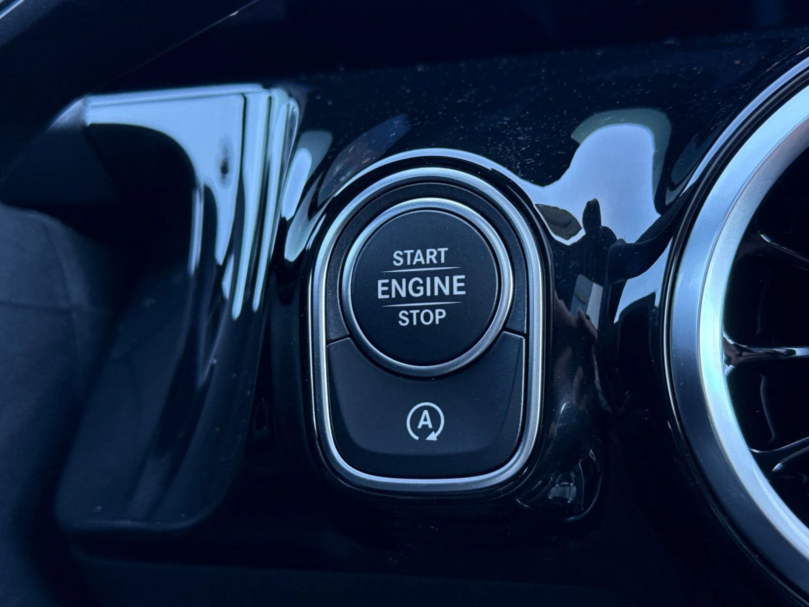New 2026 Black Mercedes-Benz GLA 250 image 24