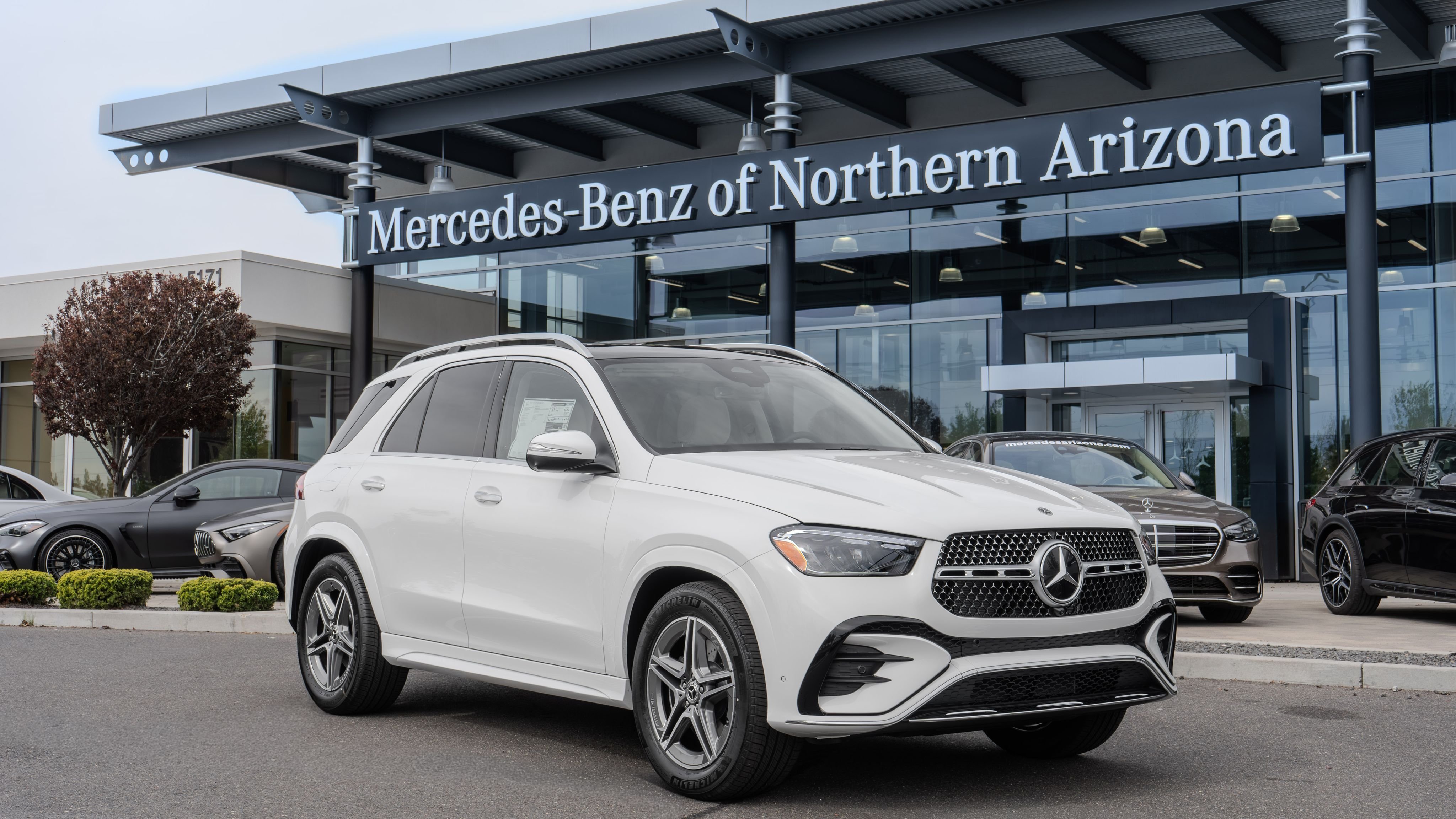 New 2026 Polar White Mercedes-Benz GLE 450 image 1