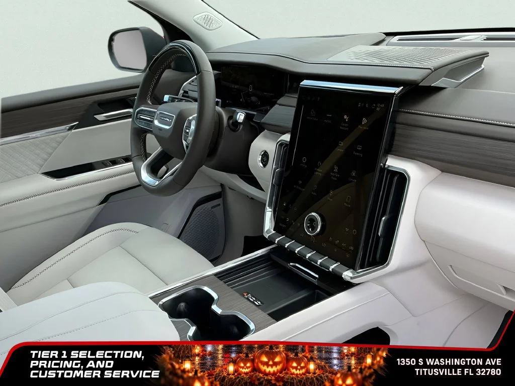 2026 GMC Acadia Denali - Photo 18