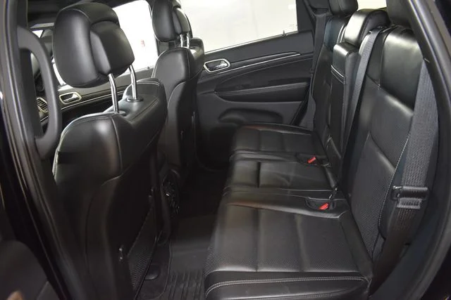 Used 2017 Black Jeep Limited image 25
