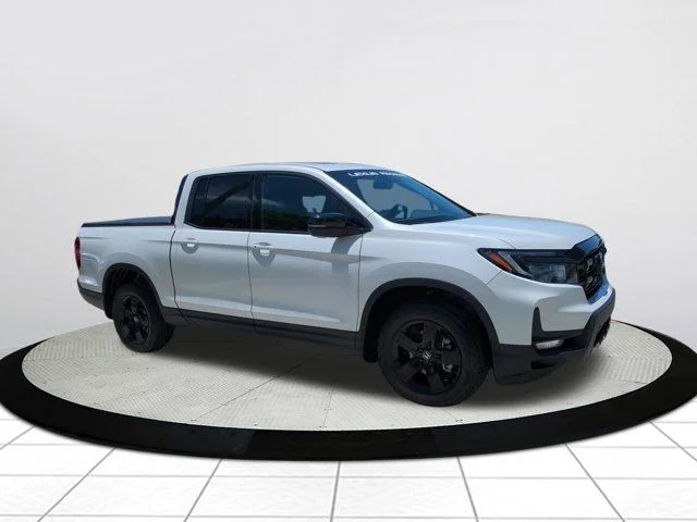 2024 Honda Ridgeline Black Edition's photo