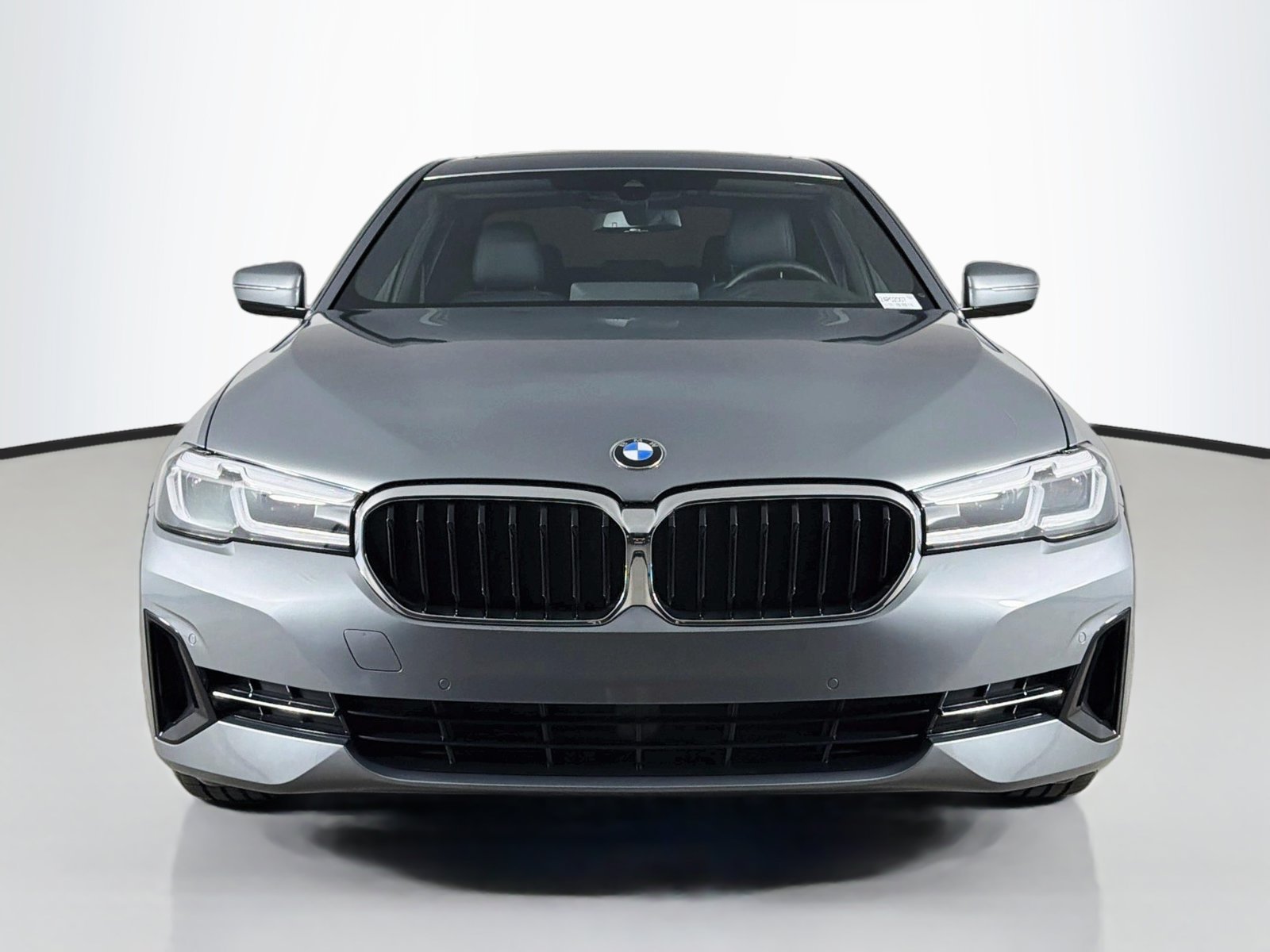 Certified Used 2023 Skyscraper Grey Metallic BMW 530i image 2