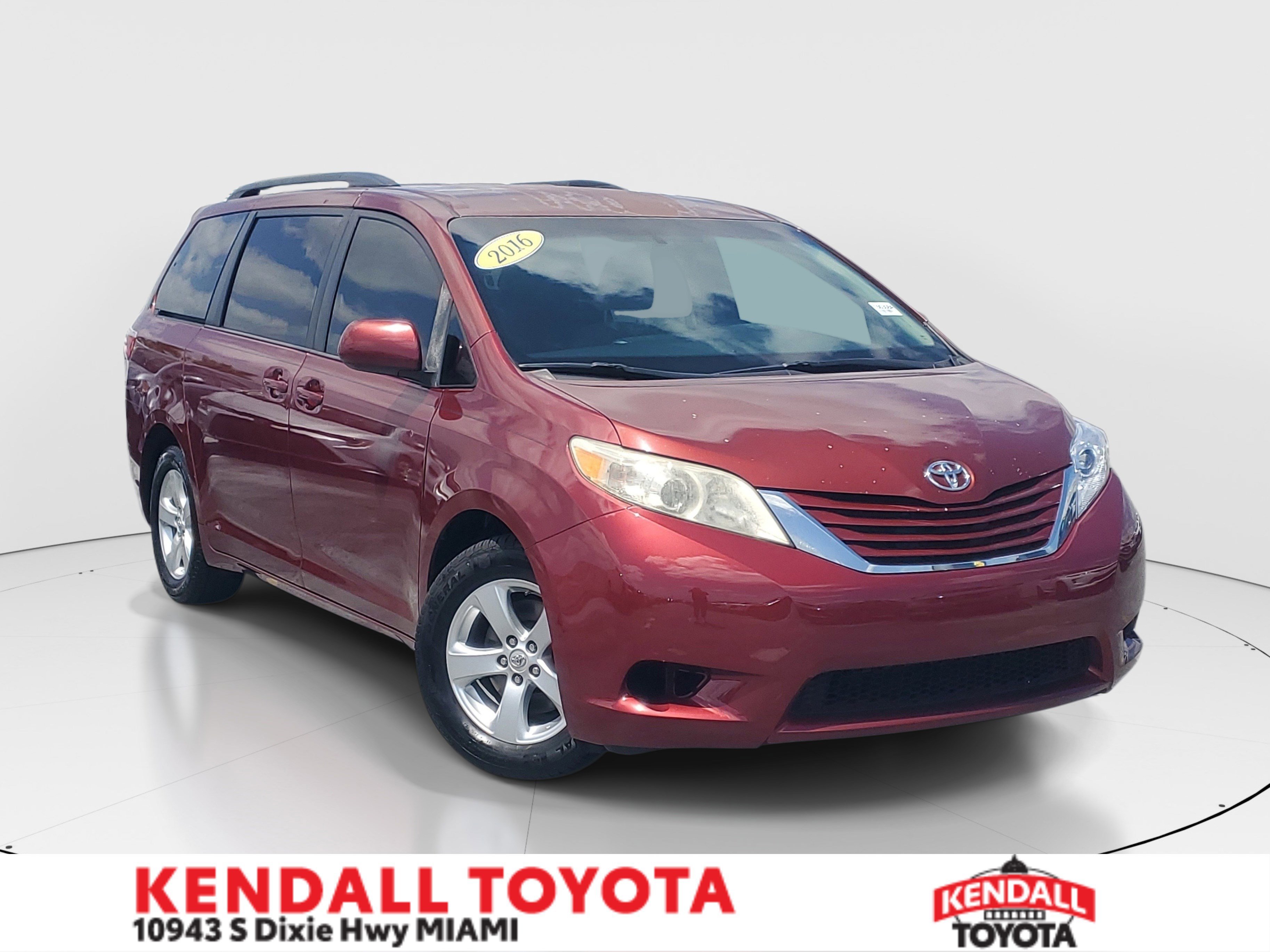 2015 Toyota Sienna LE