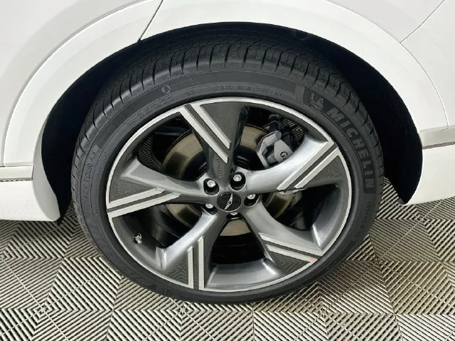 New 2027 White Genesis 3.5T Prestige image 23