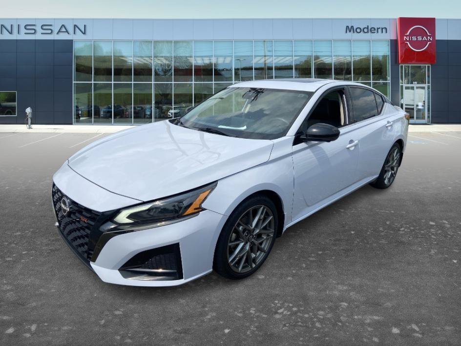 Used 2023 Gray Sky Pearl Nissan 2.0 SR image 1