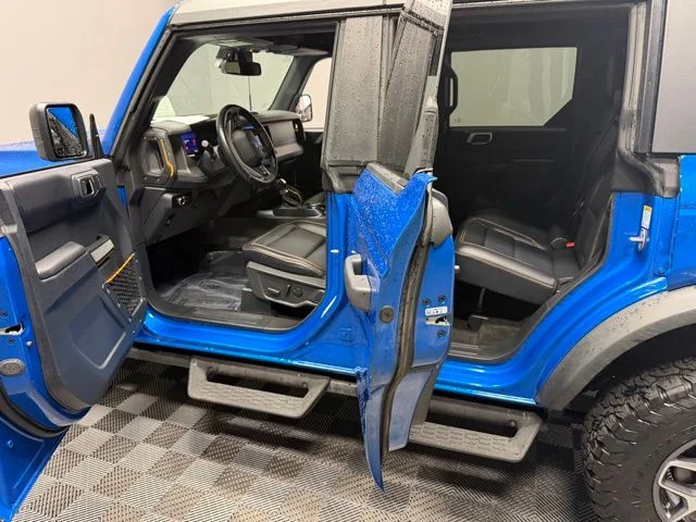 Used 2024 Blue Ford Badlands image 13