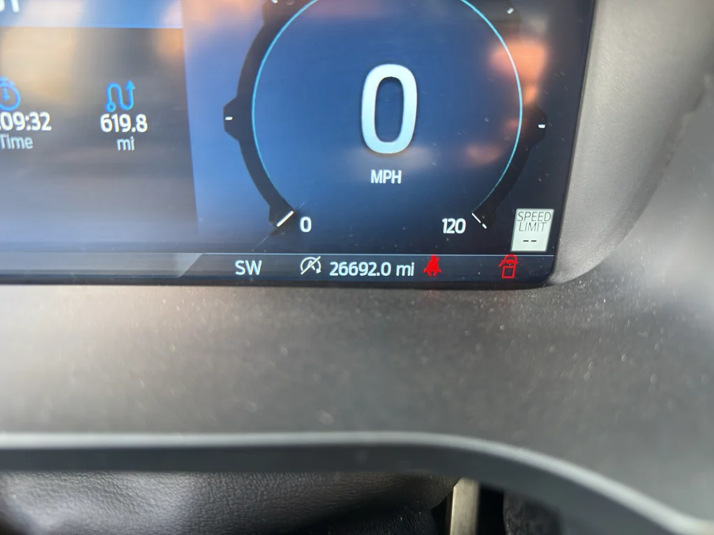 Used 2025 Gray Metallic Ford XLT image 15