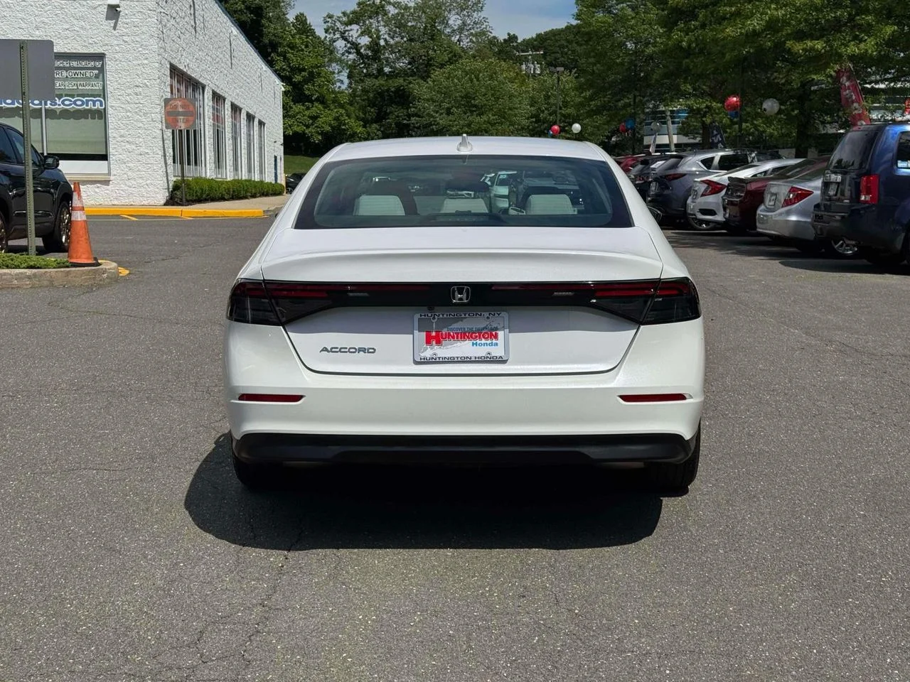 2023 Honda Accord EX - Photo 6