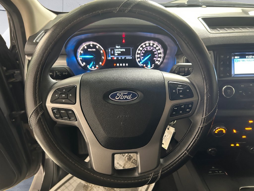 Used 2019 Gray Ford XLT image 9