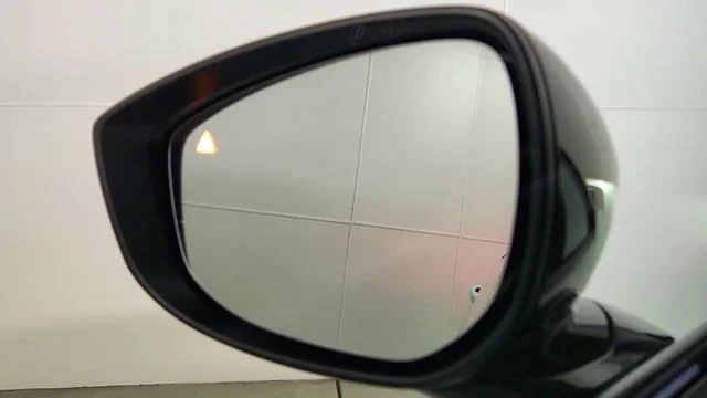 New 2026 White Metallic Mazda 2.5 S Select image 14