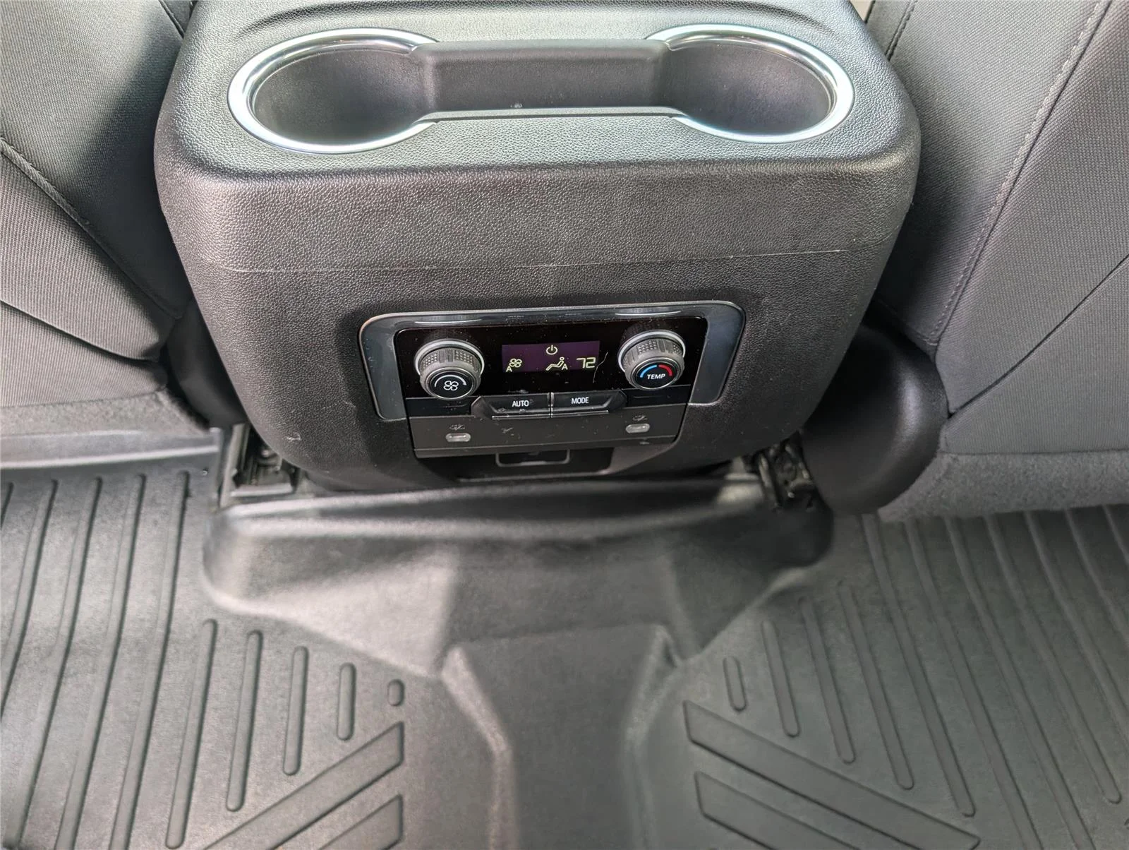 Used 2023 Summit White Chevrolet LS image 25