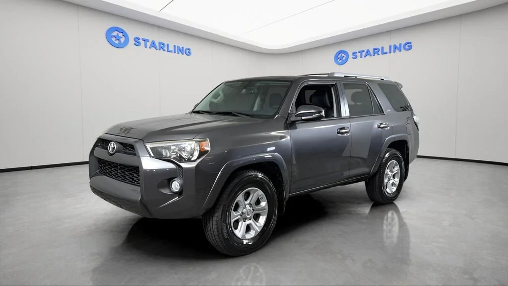 Used 2017 Gray Toyota SR5 image 1