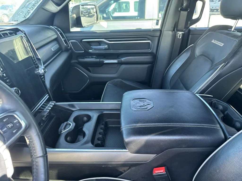 Used 2024 Silver Ram Laramie image 21