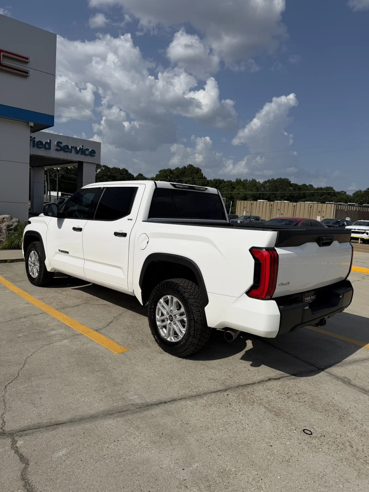 Used 2023 White Toyota SR5 image 5